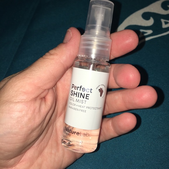 🆕 NATURELAB TOKYO Perfect Shine Oil Mist - Picture 5 of 8